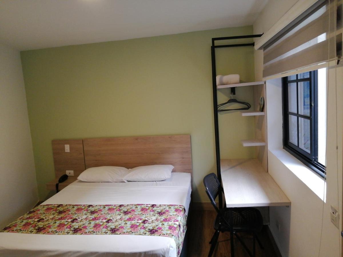 Hotel Poma Rosa Меделин Екстериор снимка
