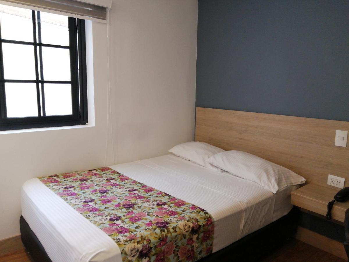 Hotel Poma Rosa Меделин Екстериор снимка