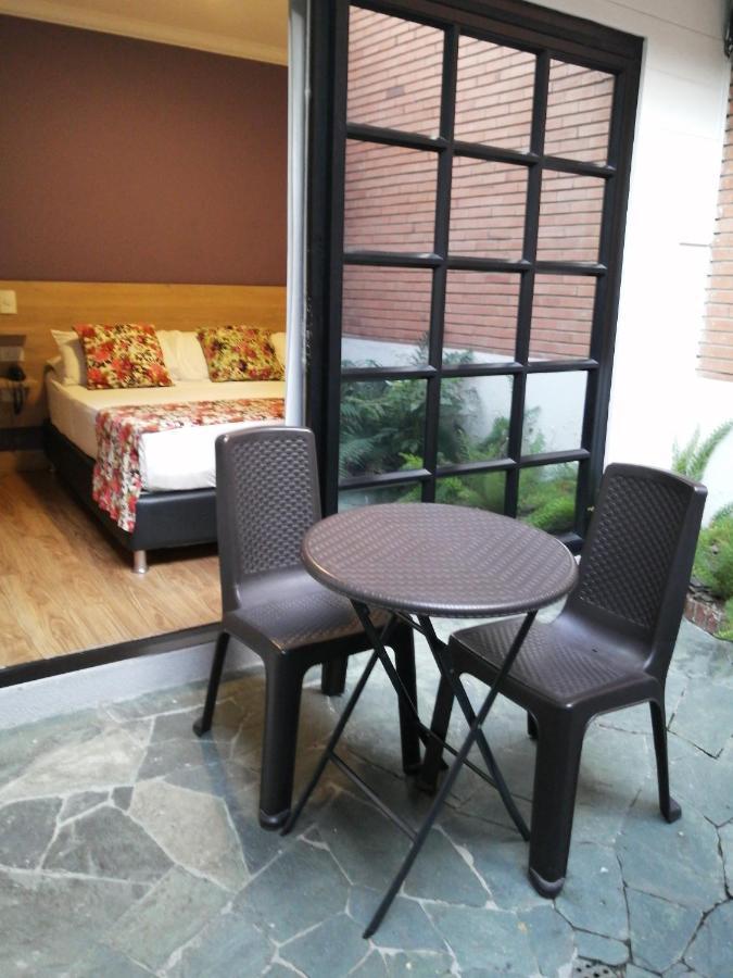 Hotel Poma Rosa Меделин Екстериор снимка