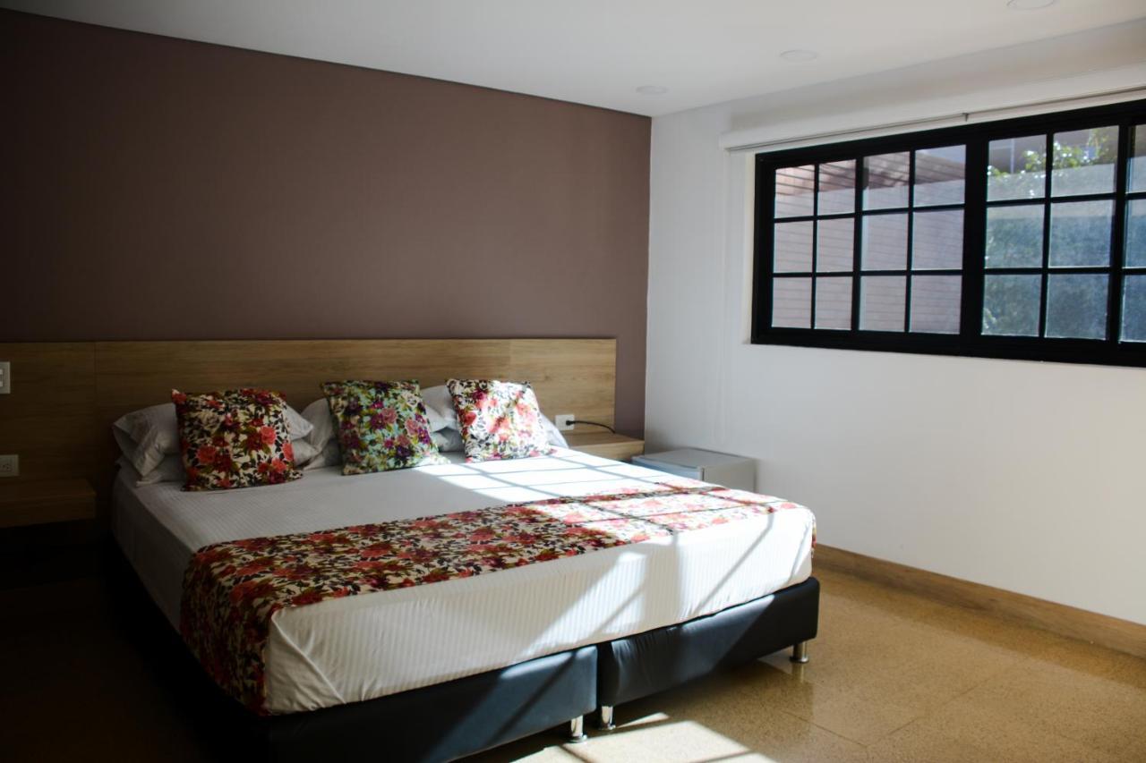 Hotel Poma Rosa Меделин Екстериор снимка