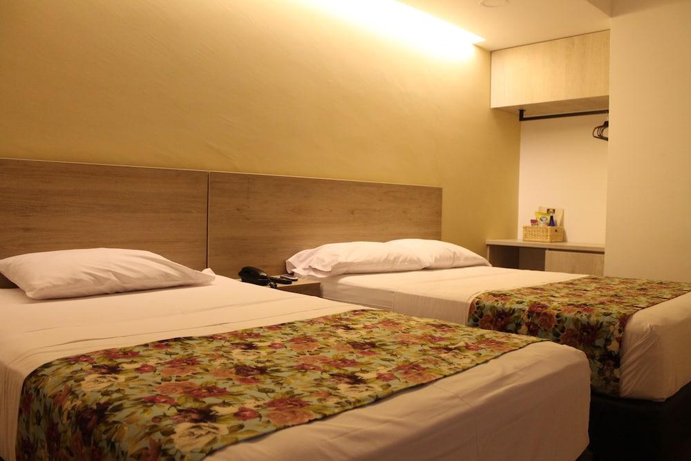 Hotel Poma Rosa Меделин Екстериор снимка
