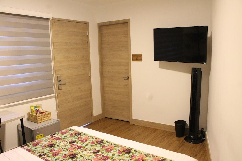 Hotel Poma Rosa Меделин Екстериор снимка